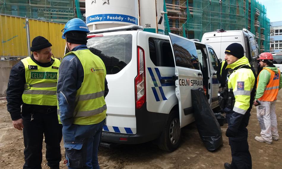 2019-2-25-1142NELEGÁL KOŠÍŘE 3.jpg